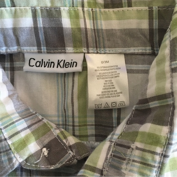 5/$25 | Calvin Klein | Infant Short Sleeve Button Down - Picture 5 of 5